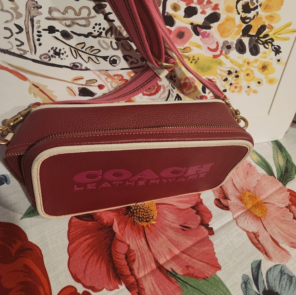 Coach Pink Leather Women's Bag